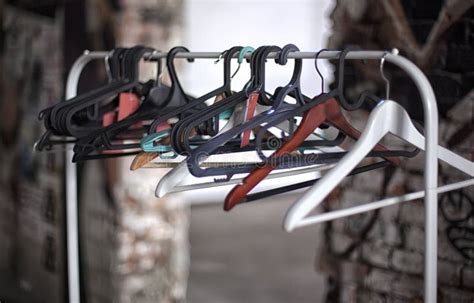 Black and White Clothes Hangers Fashionable Different Types of Hanger ...