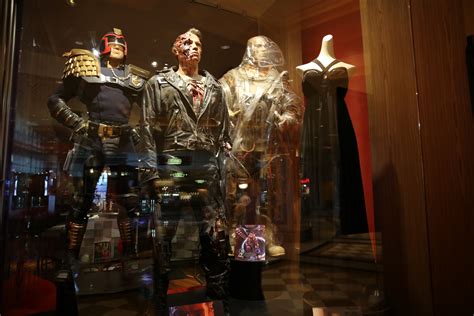 Movie Prop & Costume Photojournal: Planet Hollywood at The Forum Shops ...