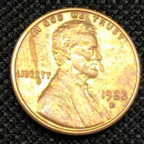 1982 d penny looks gold color | Coin Talk