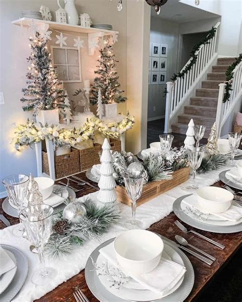 35 Farmhouse Table Runners to Put Your Tablescape on Fleek