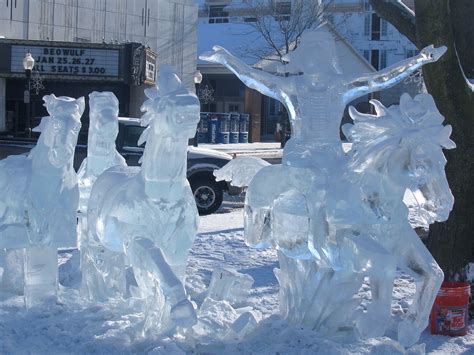 50+ Magnificent Ice Sculptures That are Beyond Your Imagination