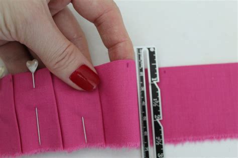 How to make pleats easy beginner sewing tutorial for knife pleats ...