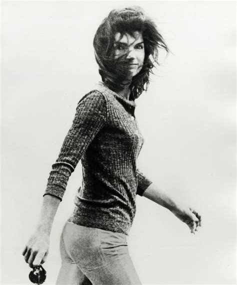 The Brilliance and Style of Jackie O.│ Quotes, Fashion, and What You Didn't Know