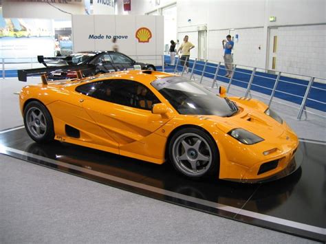 Yellow McLaren F1 | Mclaren f1 lm, Mclaren f1, Sports car