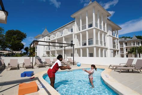 RIU Palace Tropical Bay All Inclusive | Classic Vacations