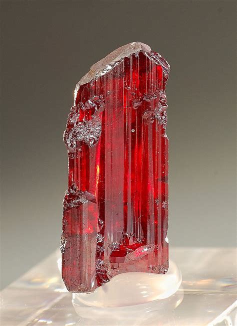 Proustite - Niederschlema, Schlema, Erzgebirge, Saxony, Germany Minerals Crystals Rocks ...