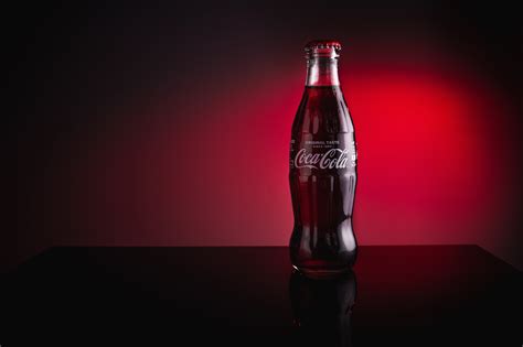 Download Drink Man Made Coca Cola Soda 4k Ultra HD Wallpaper