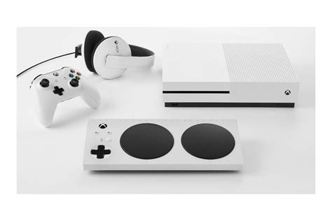 Xbox launches their Adaptive Controller. Hooray for more inclusive gaming!