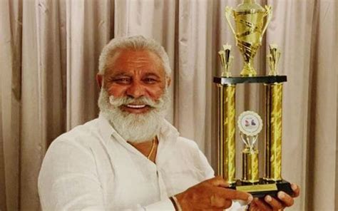 Yograj Singh gets Life Time Achievement award for his contribution in Punjabi films