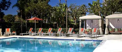 The Hottest Hotel Pools in Los Angeles | Discover Los Angeles