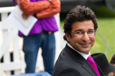 Wasim Akram offers help to revive Pakistan's World Cup campaign