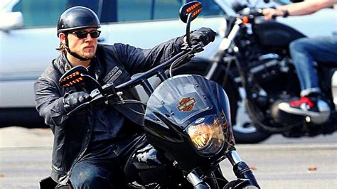 Charlie Hunnam Bike Riding - YouTube