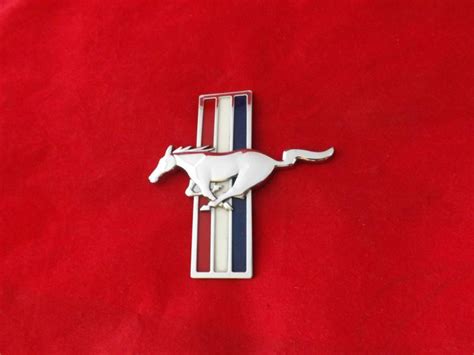 Buy Ford Mustang Horse Chrome Emblem 2005-2012 Fender Badge Driver LH ...