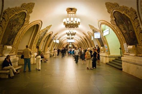 Art and Decor of Moscow Metro Stations | Amusing Planet