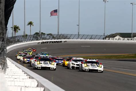 24 Hours of Daytona - the greatest American endurance race | SnapLap