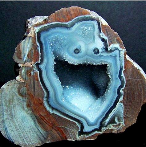 Amazing Weird Agates "Looks like faces" | Geology Page