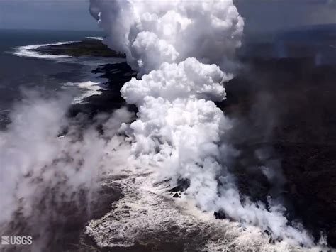 Hawaii volcano eruption: Video shows explosions as Pacific Ocean waves hit molten lava - CBS News