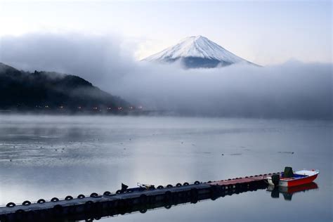 Premium Photo | Mt fuji and lake kawaguchi