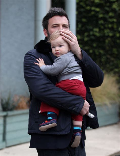 Ben Affleck, Baby Samuel Brave The Rain In Los Angeles (PHOTOS) | HuffPost