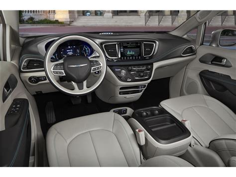 Chrysler Pacifica Hybrid Prices, Reviews and Pictures | U.S. News & World Report