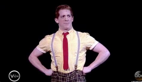 VIDEO: Watch Tony Nominee Ethan Slater & the Cast of SPONGEBOB SQUAREPANTS Perform '(Just A ...