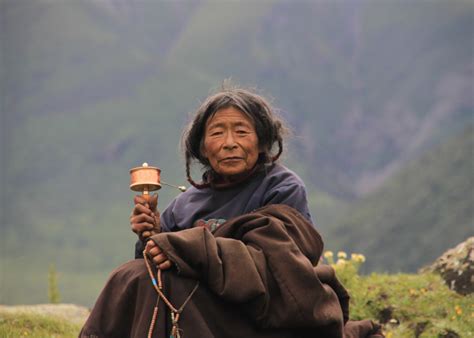 Tibetan People & Tibetan Ethnic GroupTravelChinaTibet.com