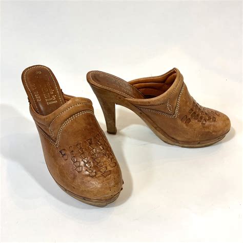 70s platform clog heels, Vintage 1970s wooden mules, Brown leather wood high heel Sandals ...