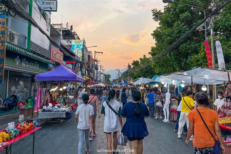 Night Market Chiang Mai: 2 Best Weekend Markets You Can’t Miss