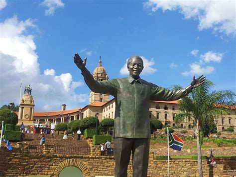 Rabbit removed from Mandela statue | George Herald