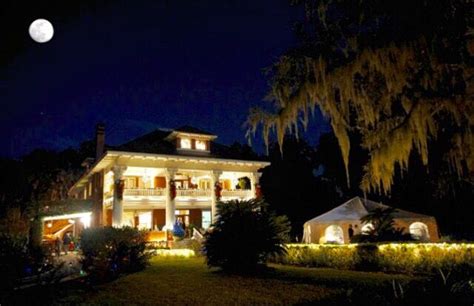 Herlong Mansion Bed and Breakfast | Reception Venues - Micanopy, FL