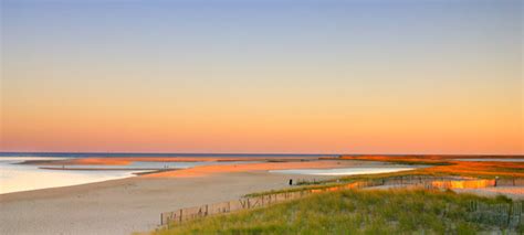 Best Martha's Vineyard Beaches | Martha's Vineyard Beach Guide