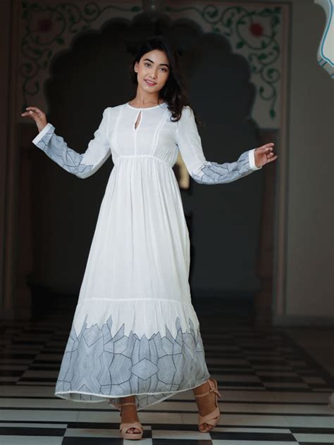 Phutro White Sundar Long Dress – Full Length Dress – Phutro Fashion