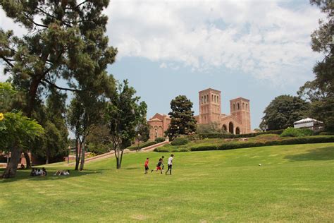 UCLA tours — ASUCLA