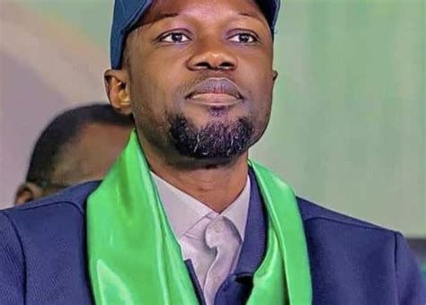 Présidentielle 2024 au Sénégal : Ousmane Sonko dépose sa candidature