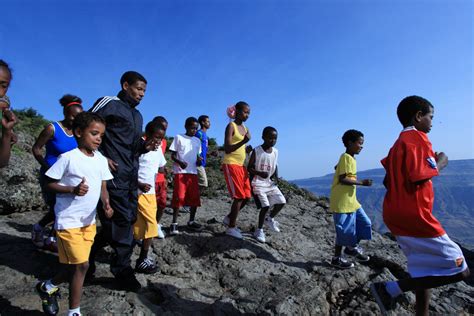 Running like Haile Gebrselassie: his story and training methods