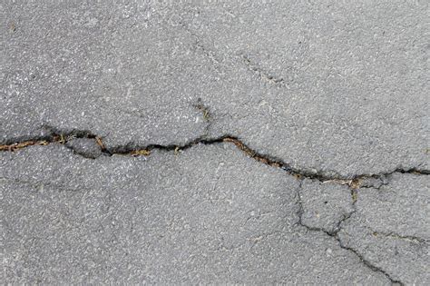 How To Identify Different Types of Cracks in Asphalt Pavement