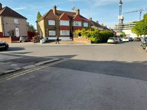 Goldsmith Avenue, The Hyde © David Howard :: Geograph Britain and Ireland