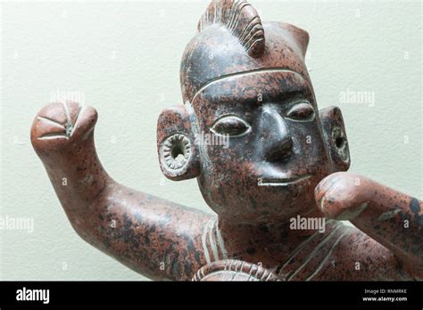 Colima culture ceramic figures. Mexicog Stock Photo - Alamy