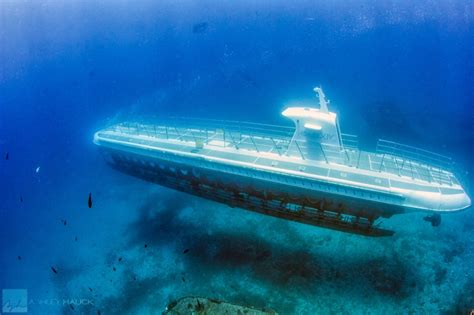 Atlantis Submarine Diving the YO-257 Shipwreck in Oahu