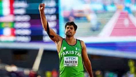 Pakistan hails Arshad Nadeem after star bags gold at Commonwealth Games