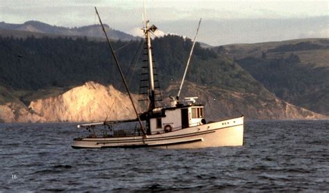 Salmon Trollers Pics - Late 1970s | Boat pics, Trawler boats, Boat