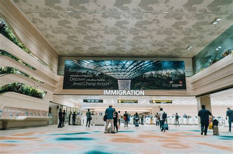 Some lucky passengers get to land at Changi Airport Terminal 2 for ...