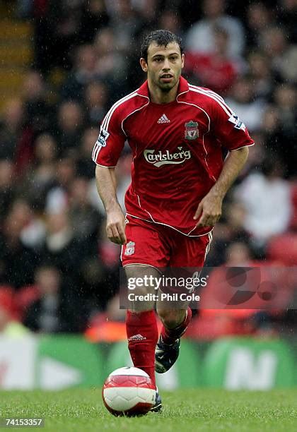 1,660 Javier Mascherano Liverpool Stock Photos, High-Res Pictures, and ...