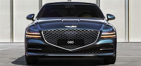 How Does The 2021 Genesis G80 Compare To Its Predecessor? | Carscoops