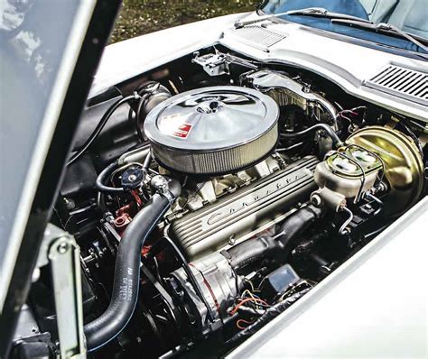 1967 Chevrolet Corvette Sting Ray L-79 C2 - Drive