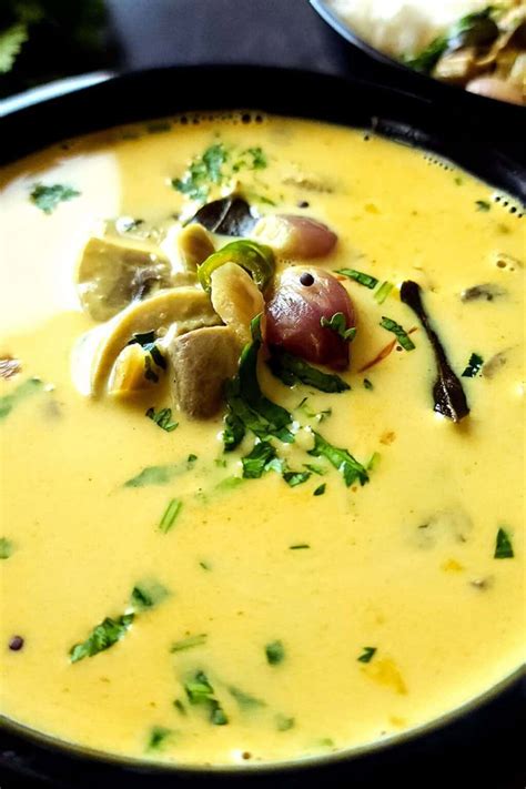 Indian mushroom curry with coconut milk - Greenbowl2soul