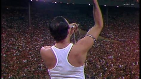 Queen - Freddie Mercury - Vocal - Live Aid 1985 - YouTube