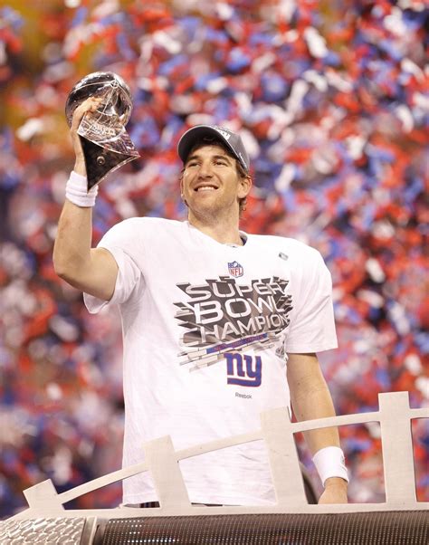 Eli Manning, Giants defeat New England Patriots in Super Bowl XLVI, 21 ...