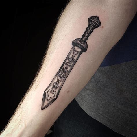 40 Flaunt Your Sense of Sophistication with These Sword Tattoo Ideas