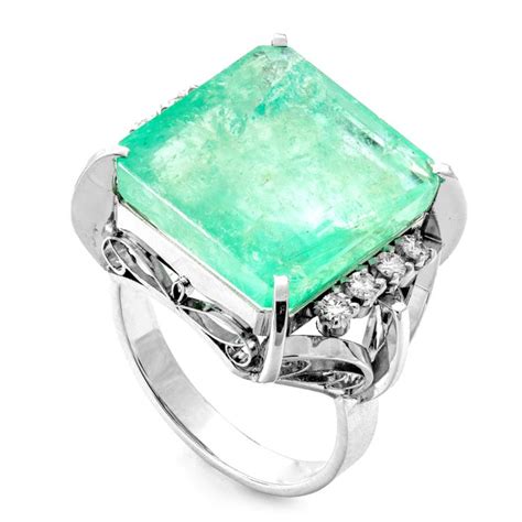 13.97 tcw Green Beryl Ring Platinum - Ring - 13.77 ct Beryl - Catawiki